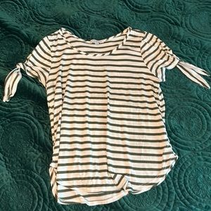 Olive striped tshirt with tie sleeves